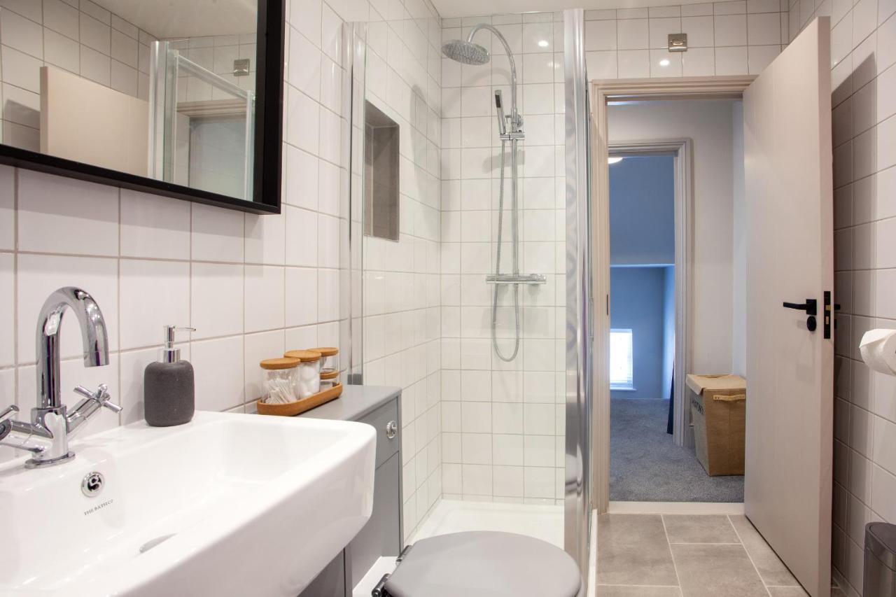 Oxford Street Grand Apartment- Free Evening Parking เซาธ์แธมป์ตัน ภายนอก รูปภาพ
